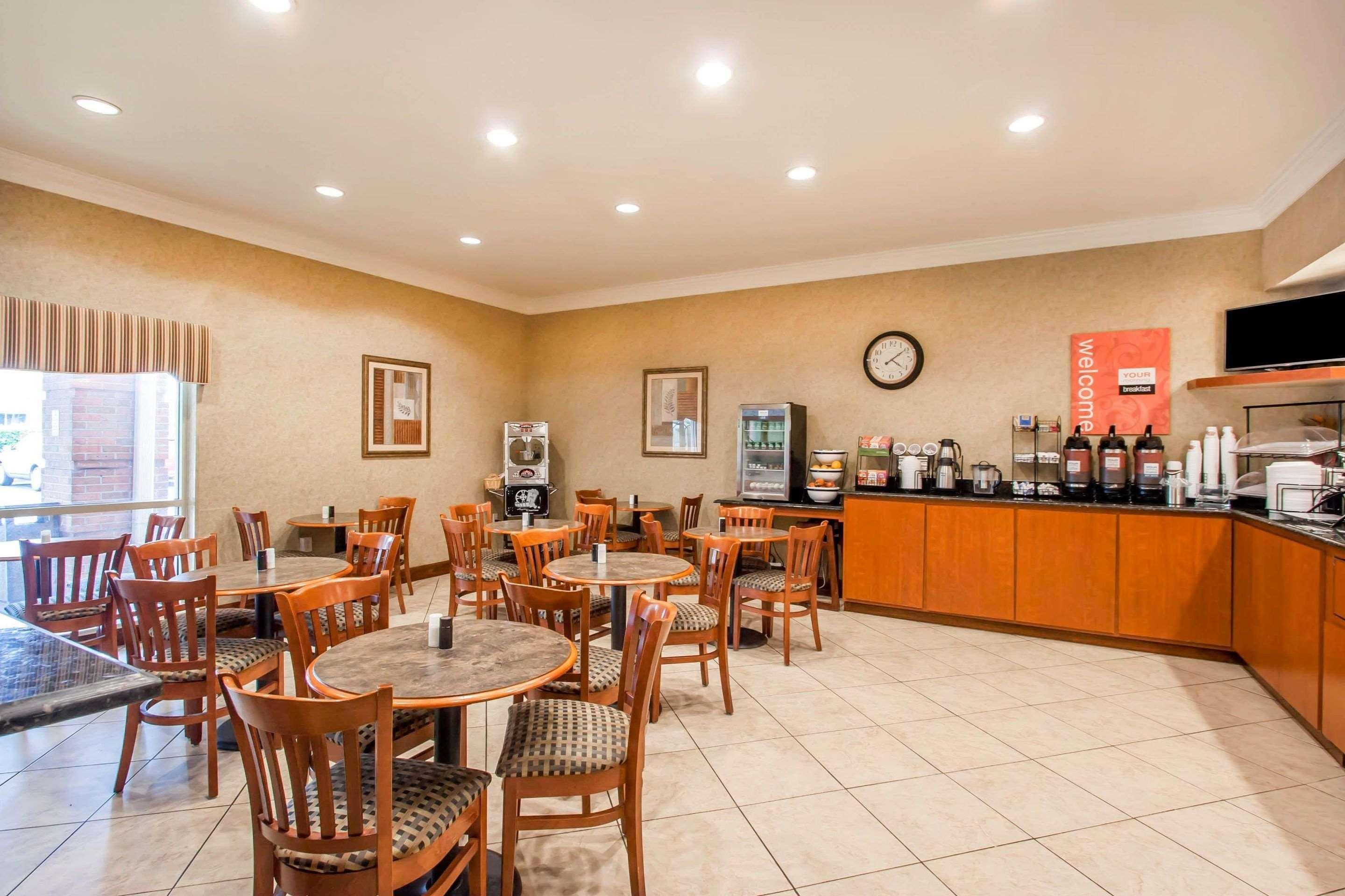 Quality Inn & Suites Germantown North Exterior photo